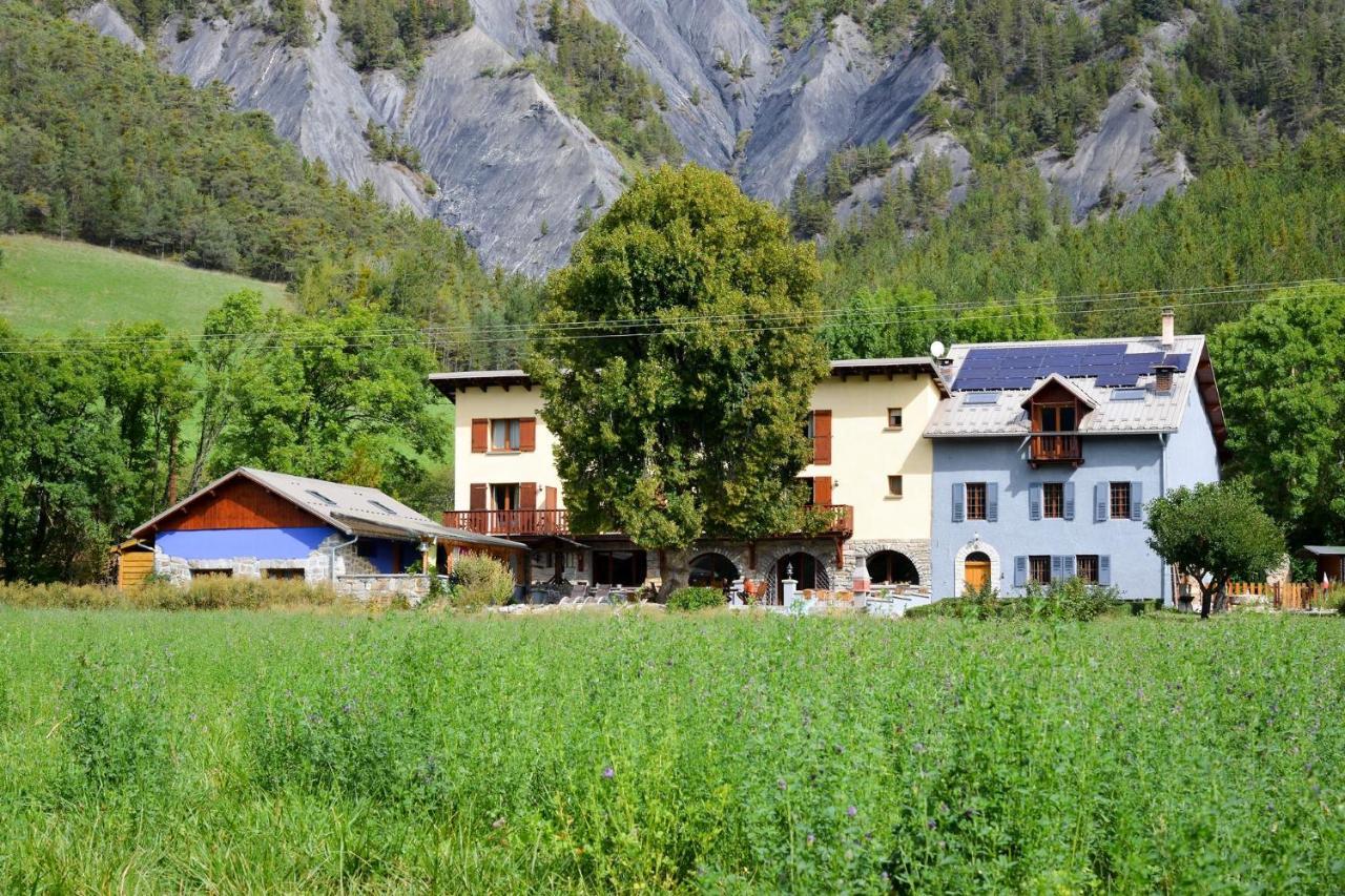 乌巴耶厄斯卡尔酒店 Saint-Pons  外观 照片